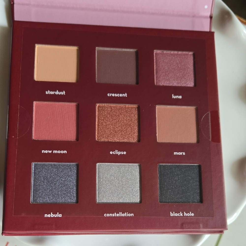 The Creme Shop Moonlit 9 Color Palette